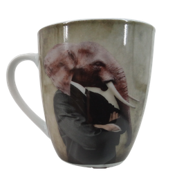 Mug elephant habille